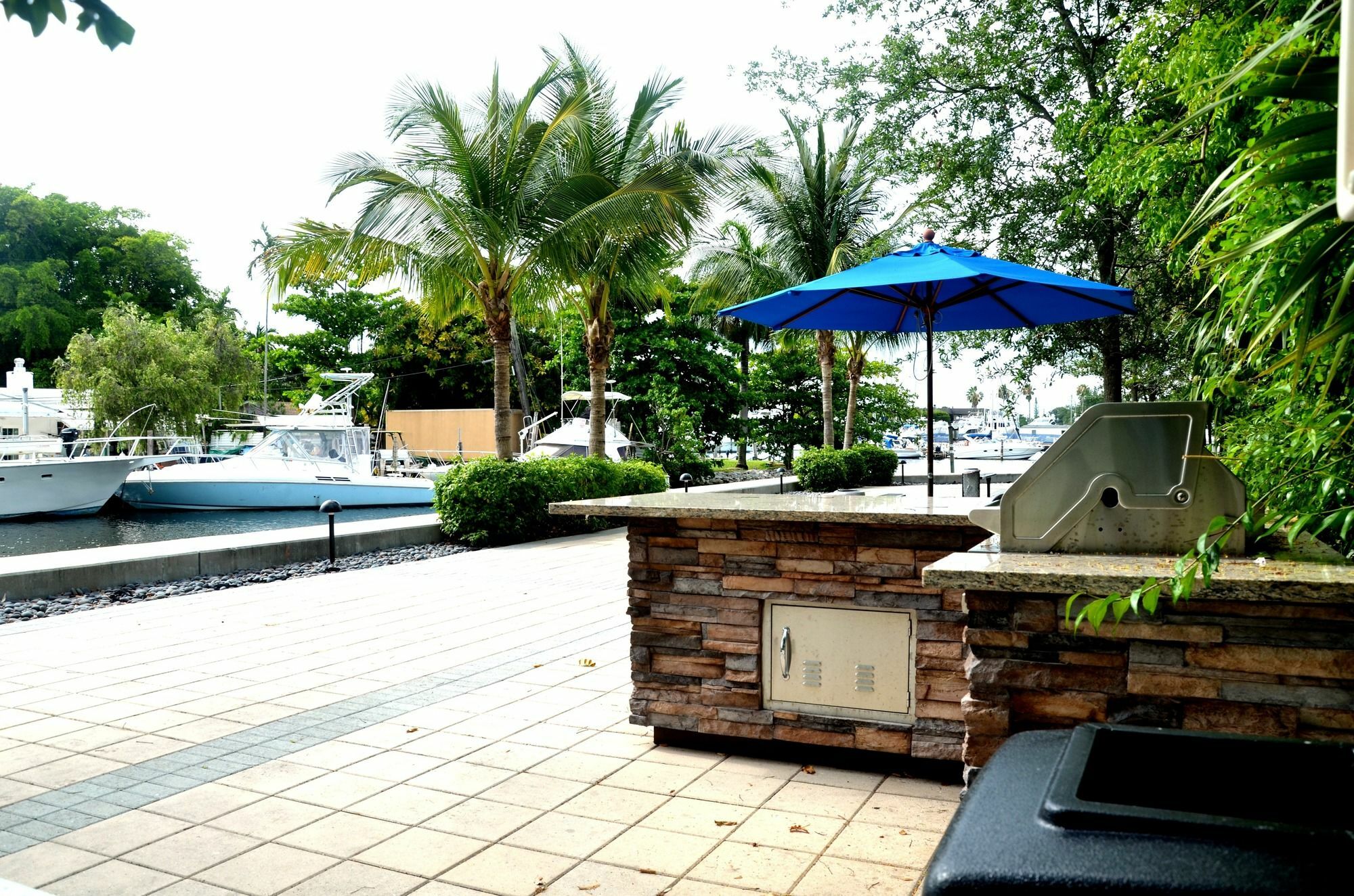 Riviera Luxury Living At River Oaks Marina And Tower ميامي المظهر الخارجي الصورة