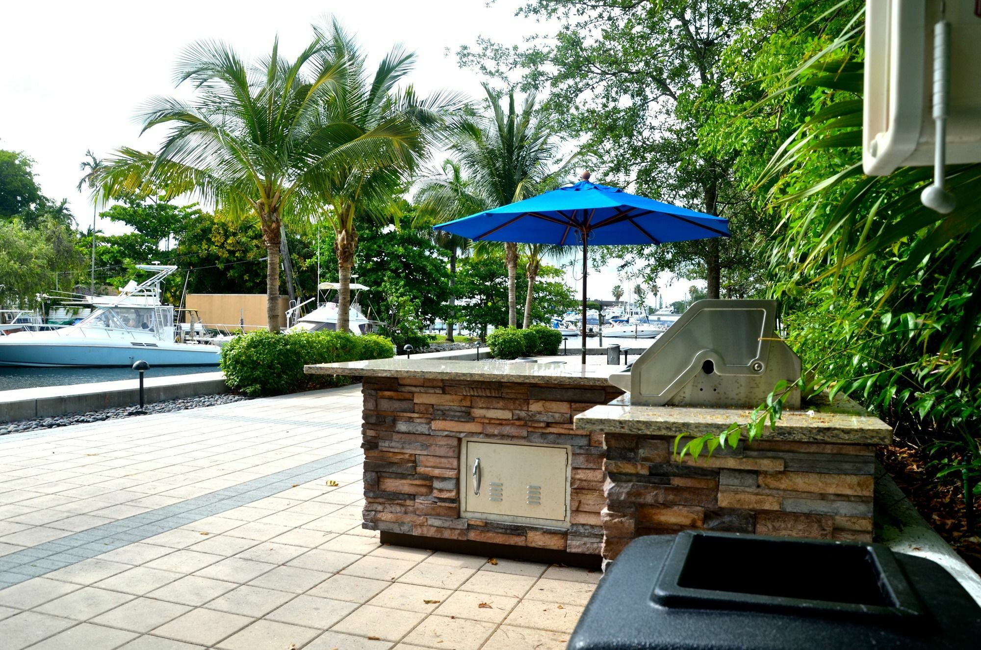 Riviera Luxury Living At River Oaks Marina And Tower ميامي المظهر الخارجي الصورة