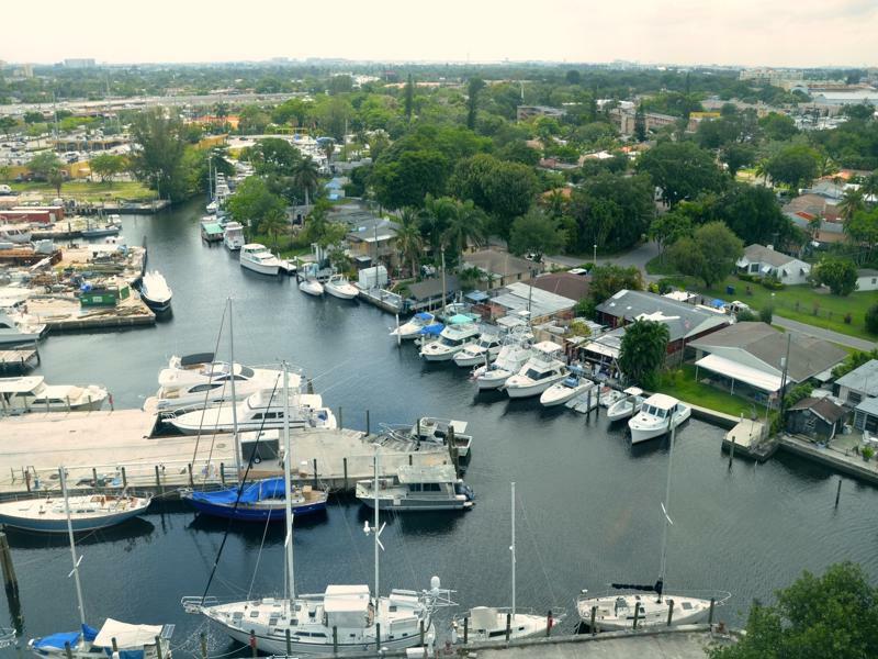 Riviera Luxury Living At River Oaks Marina And Tower ميامي المظهر الخارجي الصورة