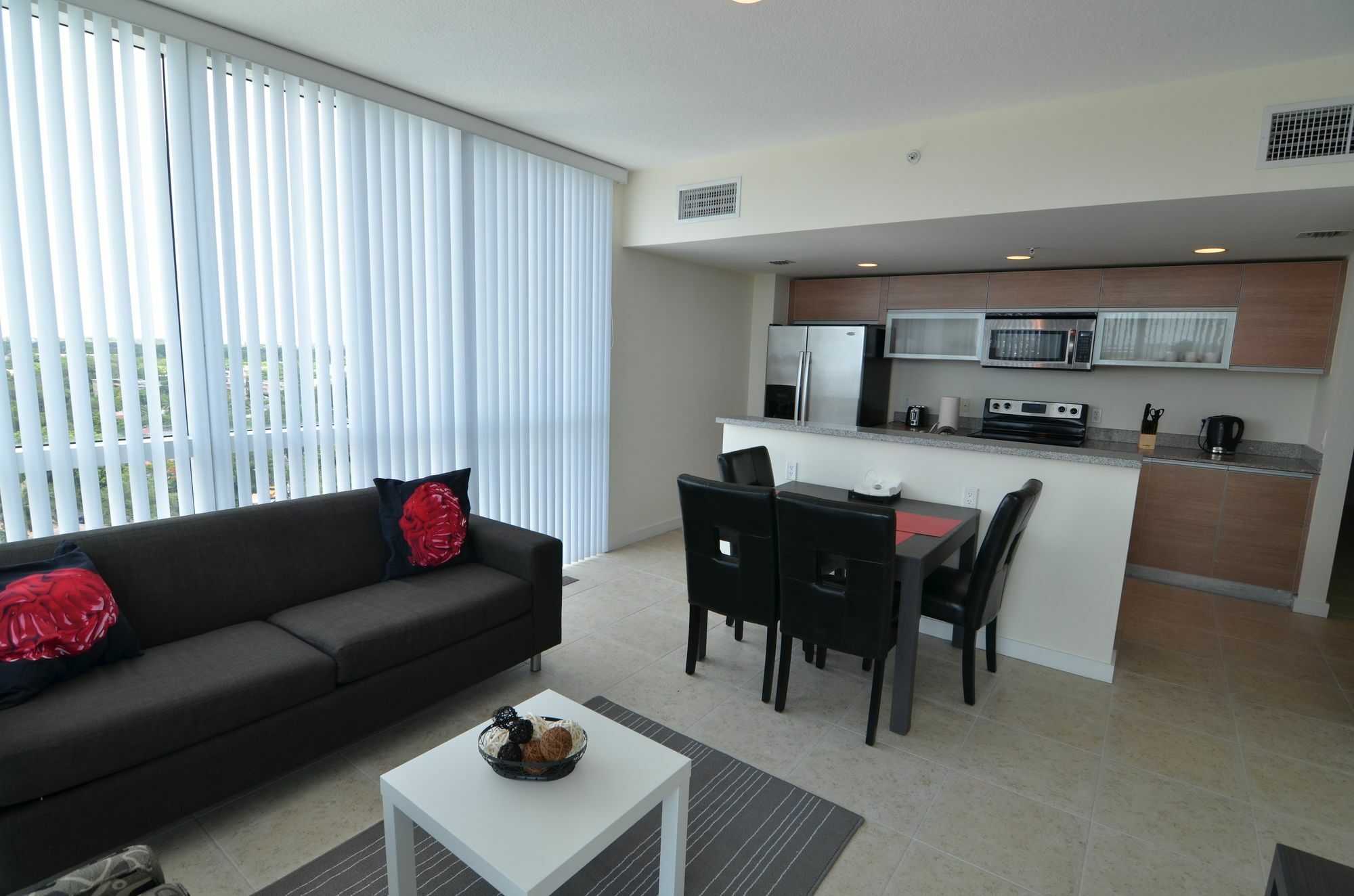 Riviera Luxury Living At River Oaks Marina And Tower ميامي المظهر الخارجي الصورة